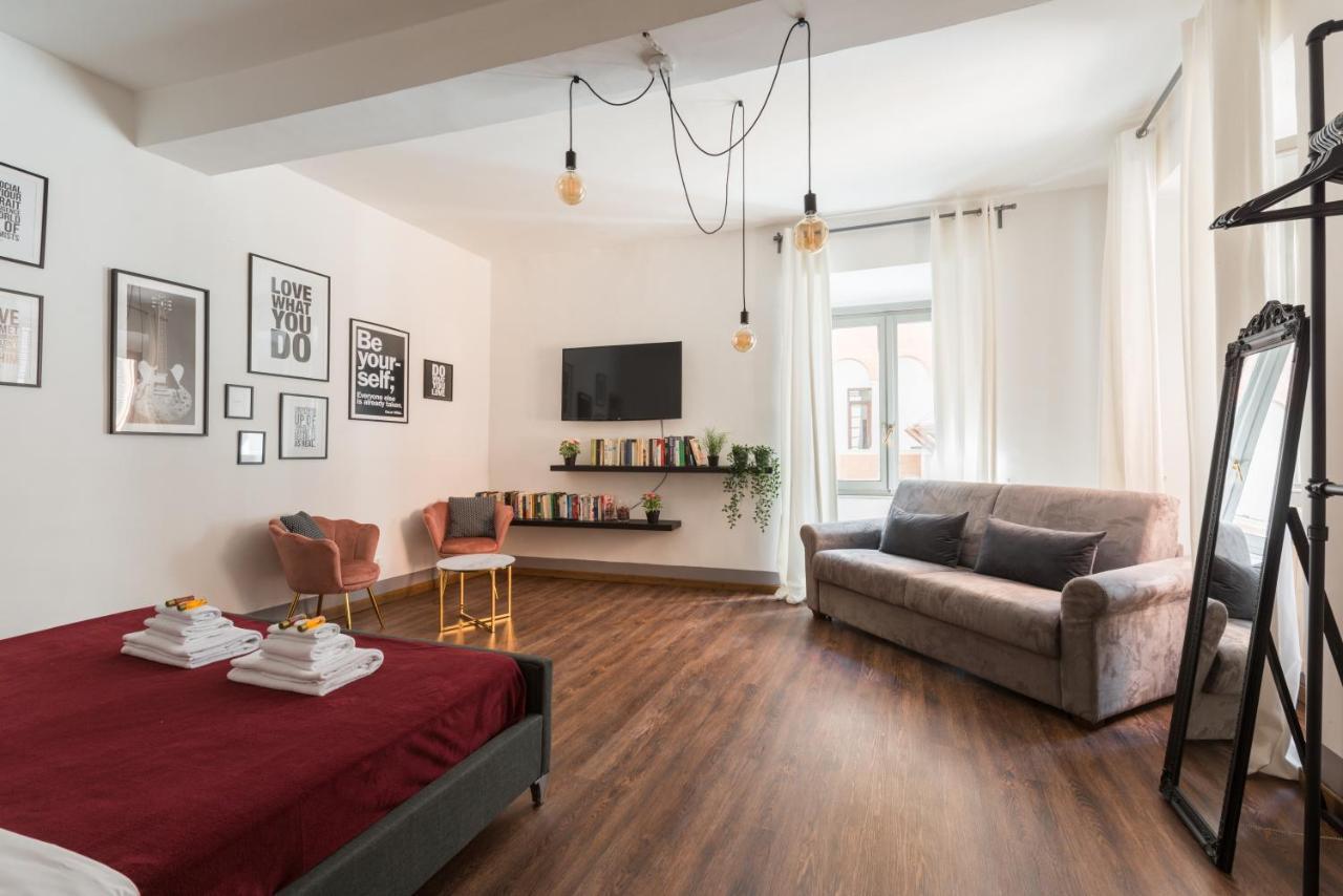 Апартаменты Duplex Montoro Рим Экстерьер фото